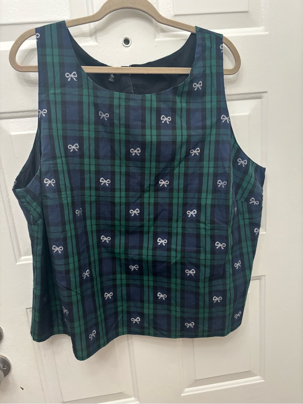 Talbots Navy and Green Plaid Metallic Bow Black Watch Shell